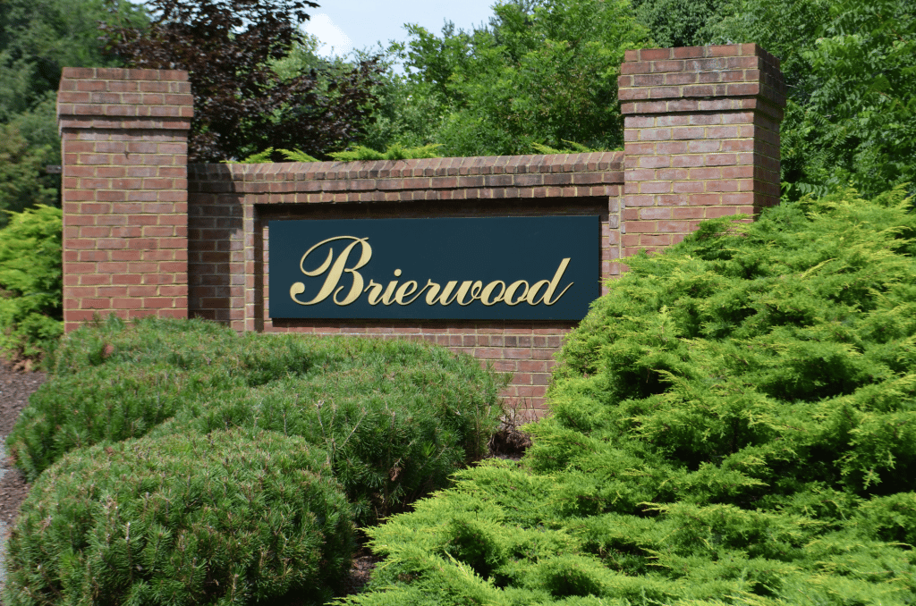 Brierwood gateway sign at the entrance of the neighborhood